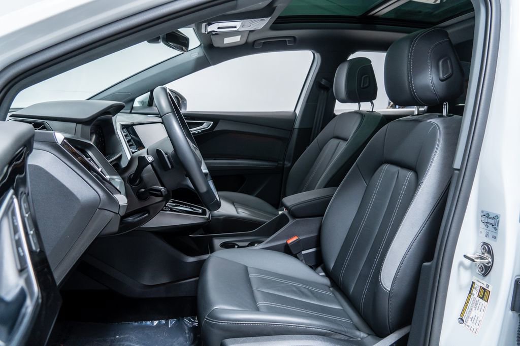 Used 2024 Audi Q4 e-tron Premium Plus w/ Premium Plus image 5