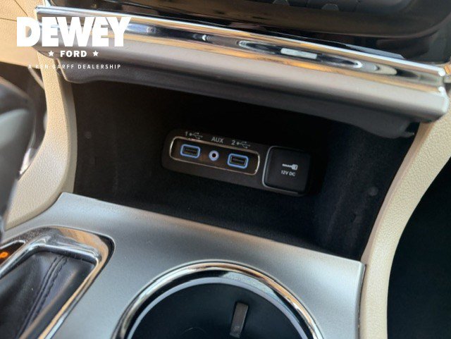 Used 2020 Jeep Grand Cherokee Limited AWD/4WD image 23