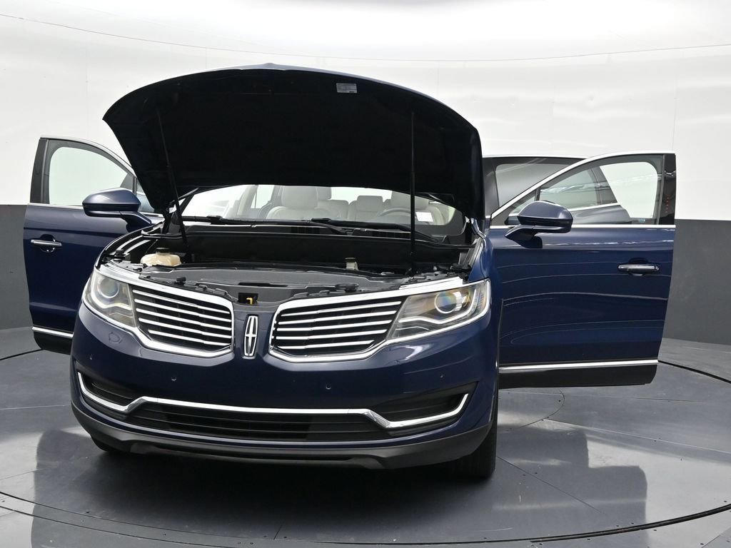 Used 2018 Lincoln MKX Reserve image 37