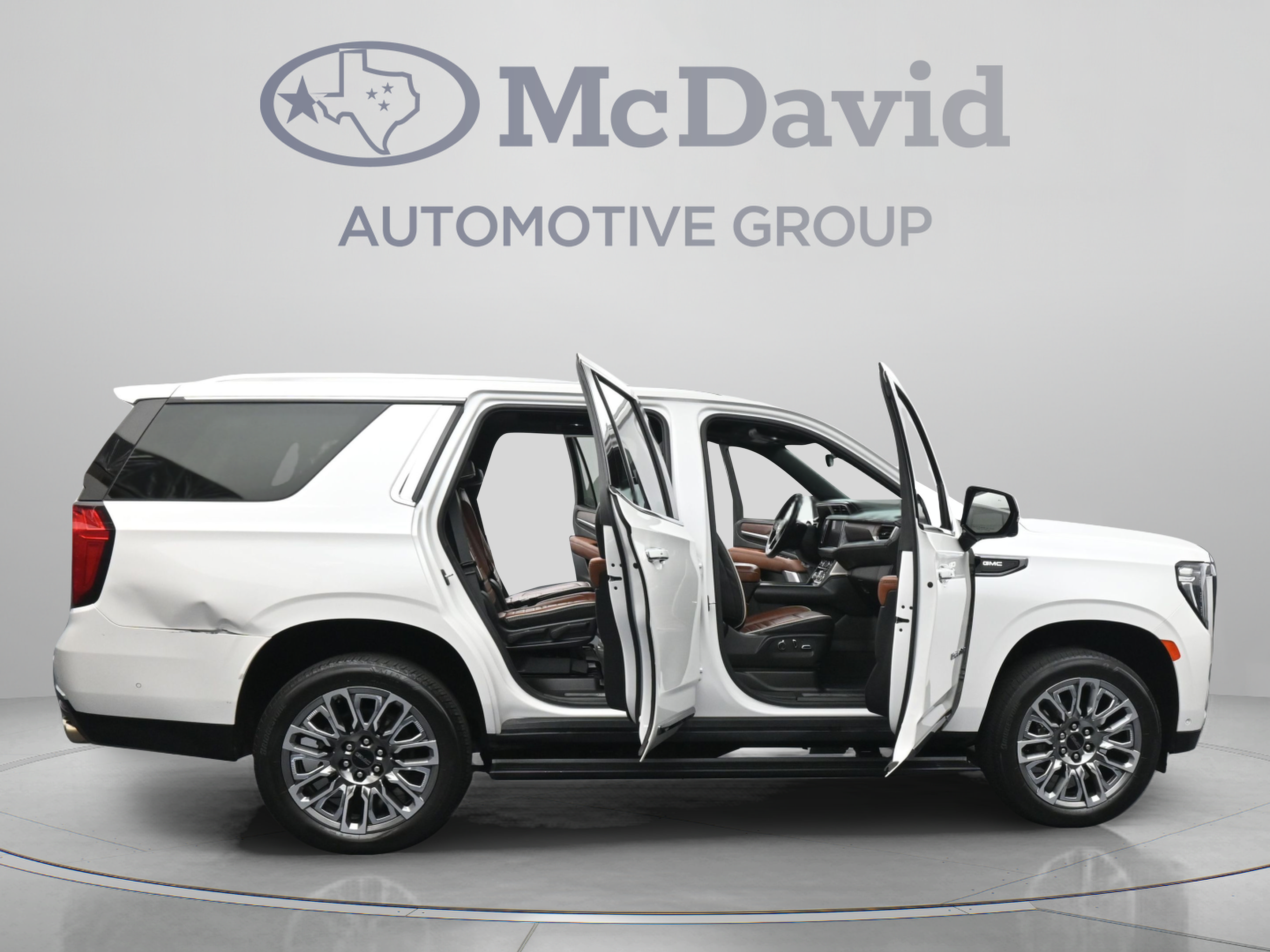 Used 2024 GMC Yukon Denali Ultimate AWD/4WD image 42
