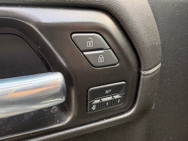 Used 2022 Chevrolet Silverado 1500 LTZ w/ Technology Package image 12