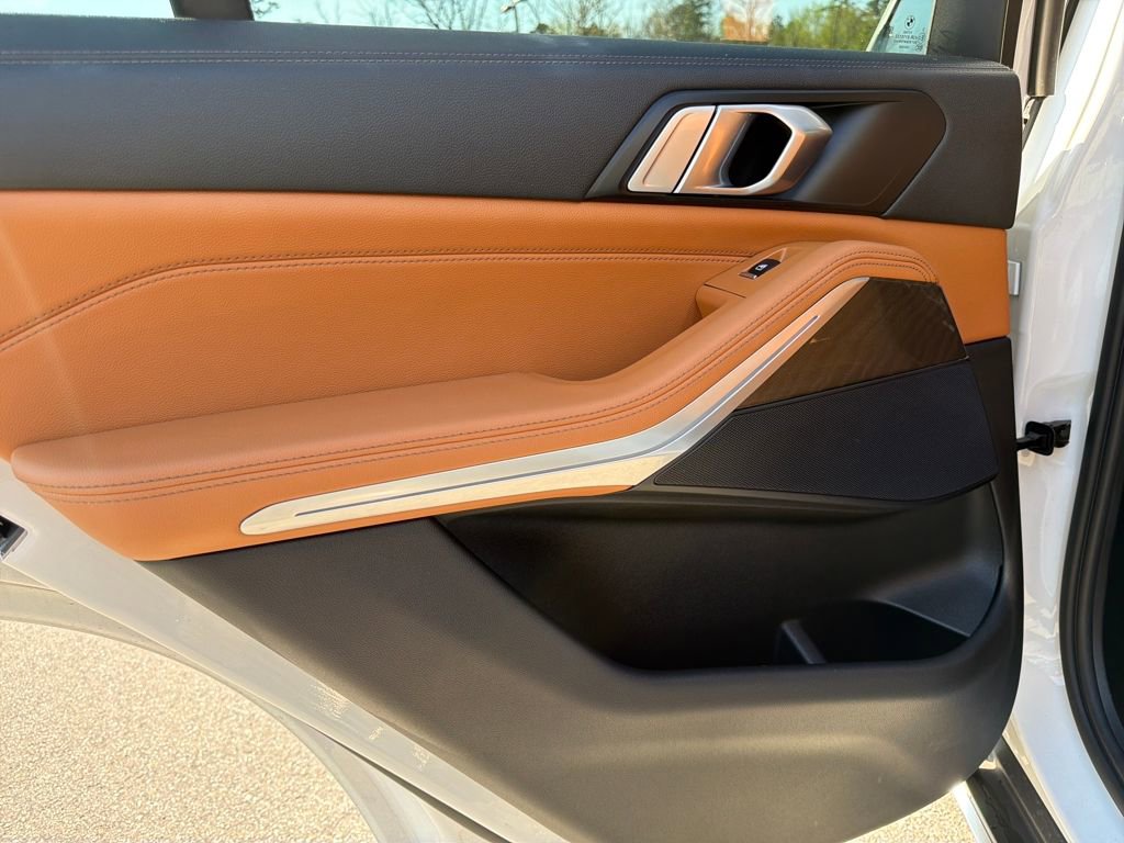 Used 2022 BMW X5 sDrive40i w/ Premium Package image 31