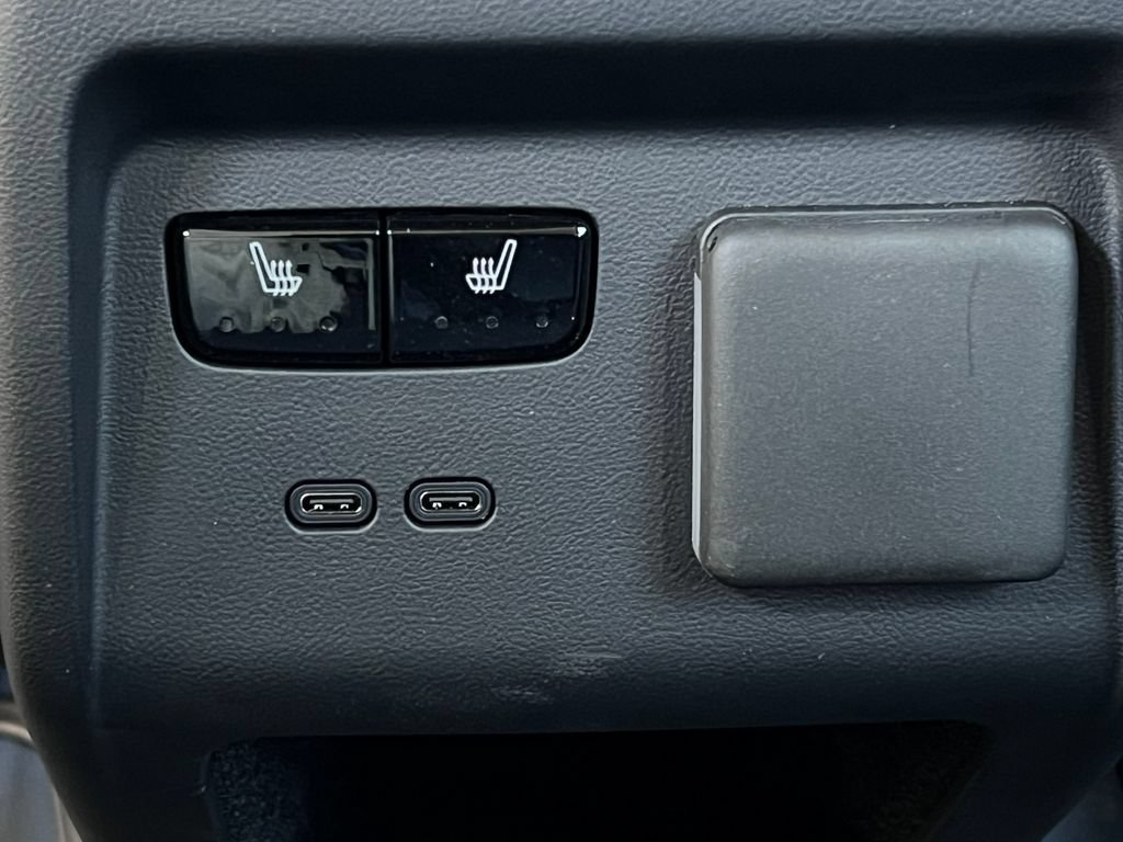 New 2026 Cadillac Optiq V AWD/4WD image 29
