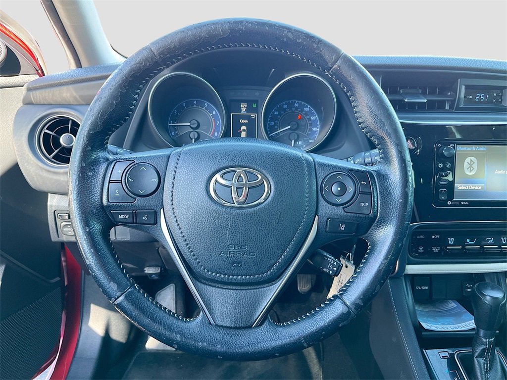 Used 2017 Toyota Corolla iM image 11