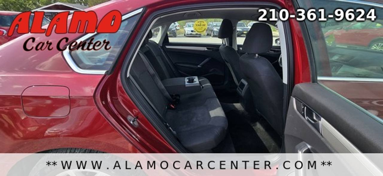 Used 2016 Volkswagen Passat 1.8T R-Line FWD image 19