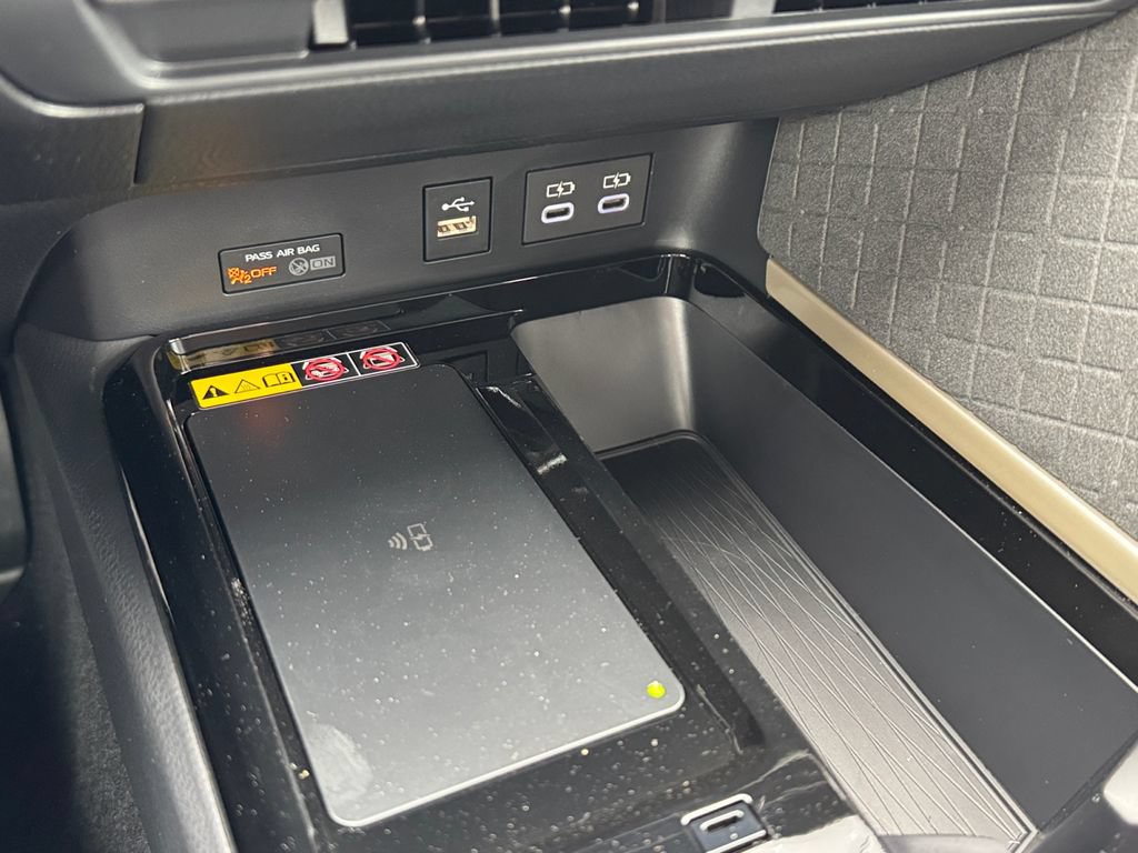 New 2026 Toyota Camry XLE AWD/4WD image 24