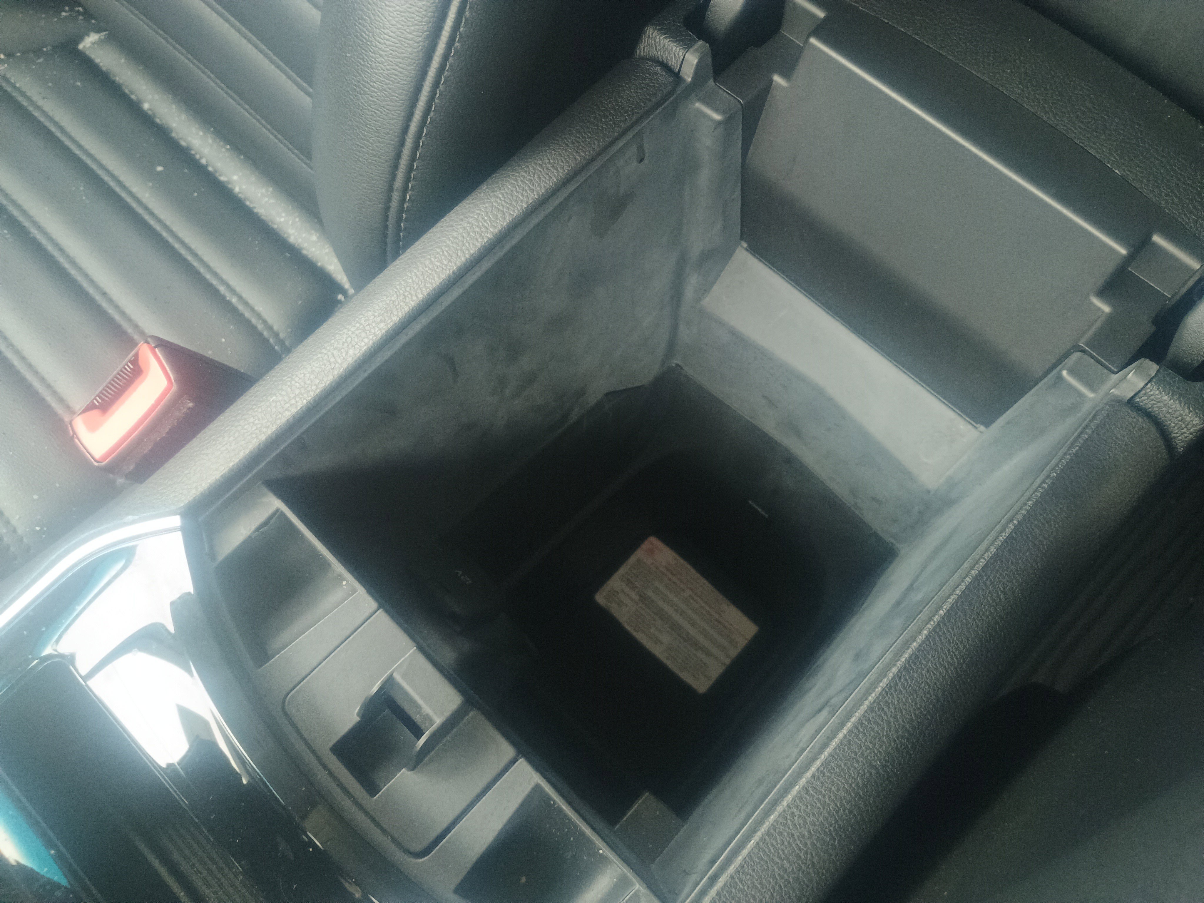 Certified 2020 Ford Edge SEL w/ Convenience Package image 31