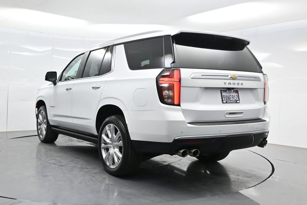 Used 2022 Chevrolet Tahoe High Country w/ Premium Package 2 AWD/4WD image 5