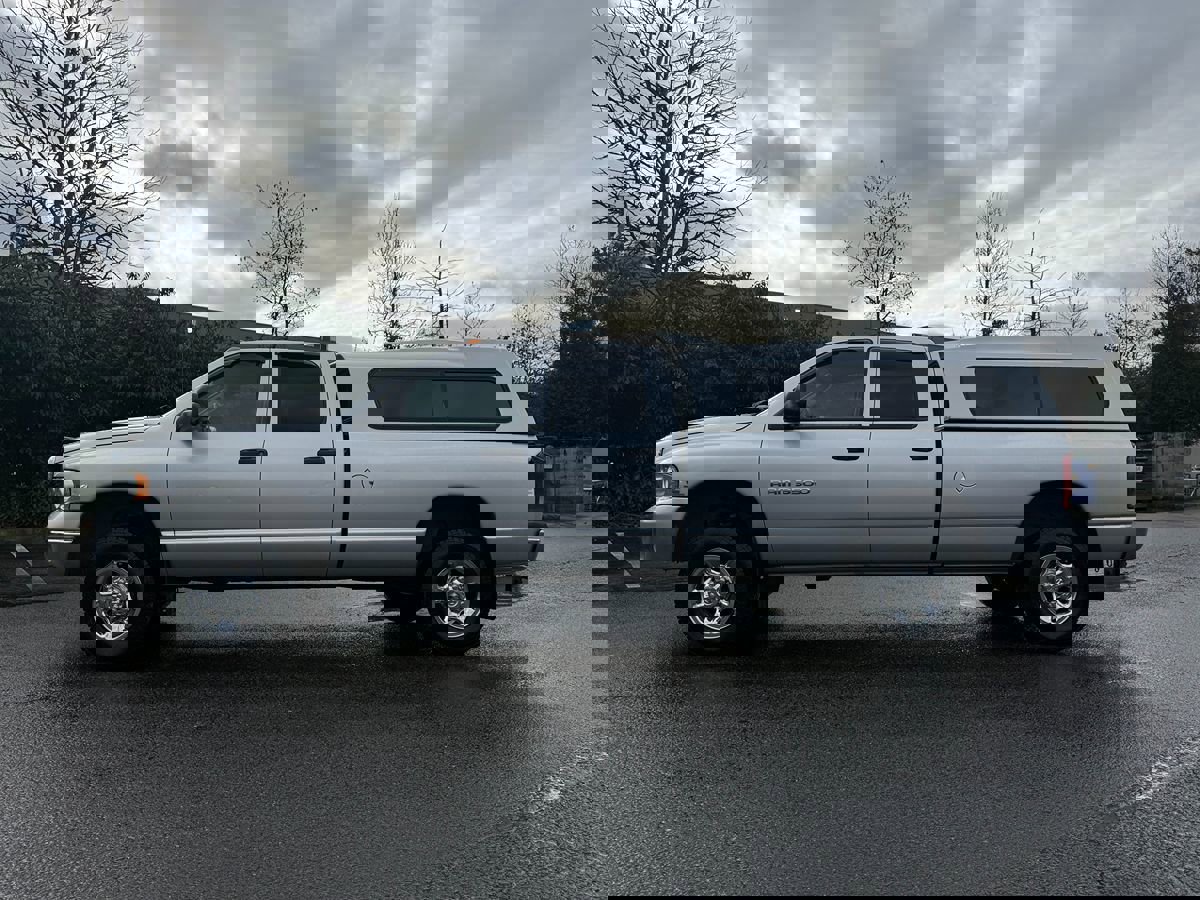 Used 2003 Dodge Ram 3500 Truck SLT image 4