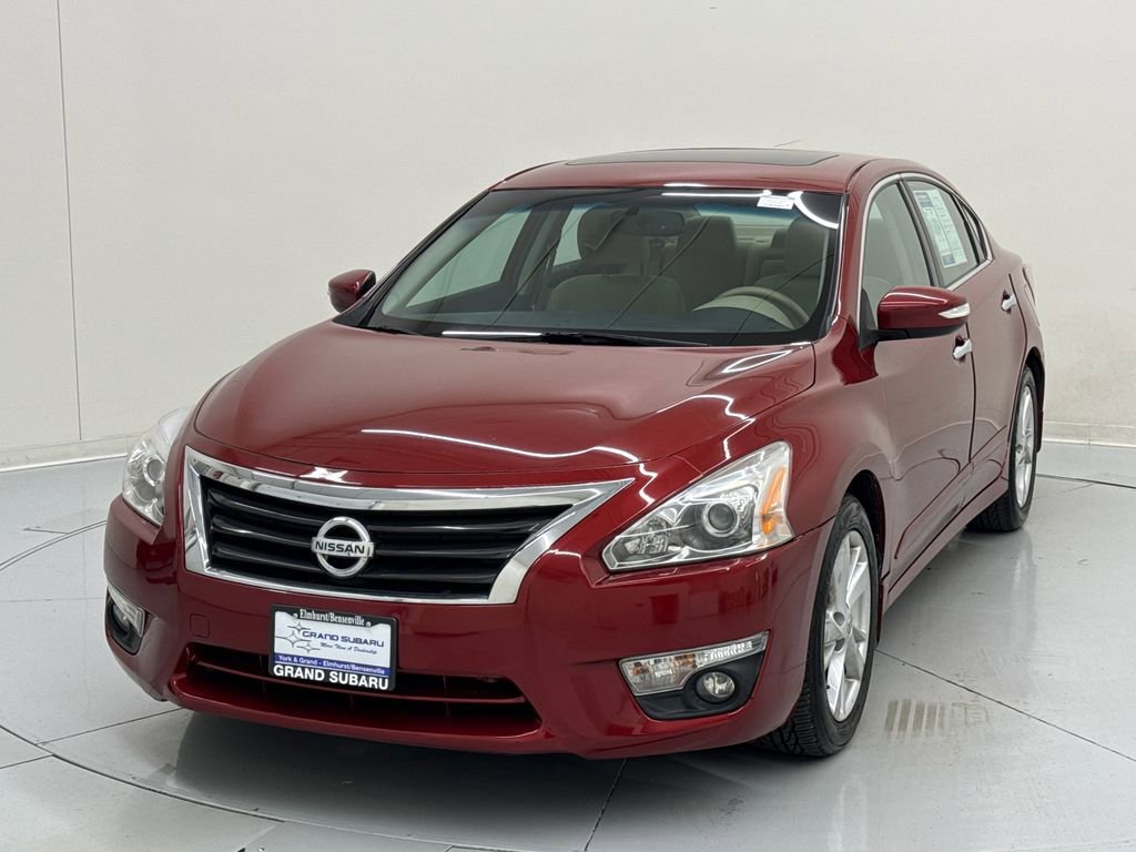 Used 2015 Nissan Altima 2.5 SV w/ Convenience Package