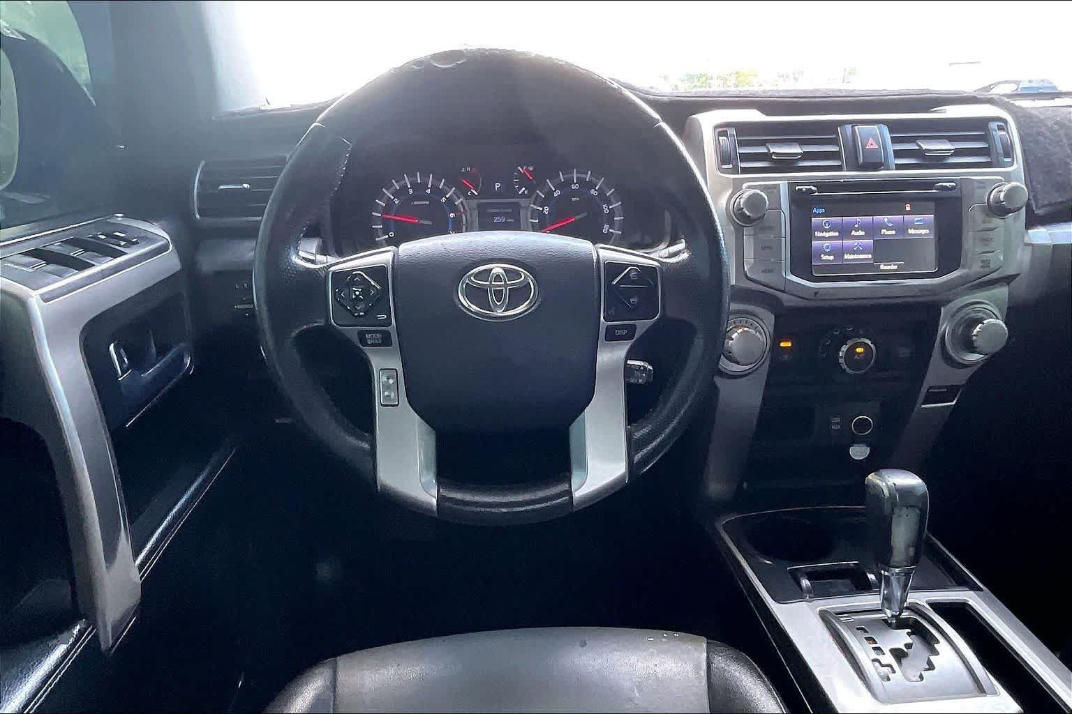 Used 2018 Toyota 4Runner SR5 Premium RWD image 14