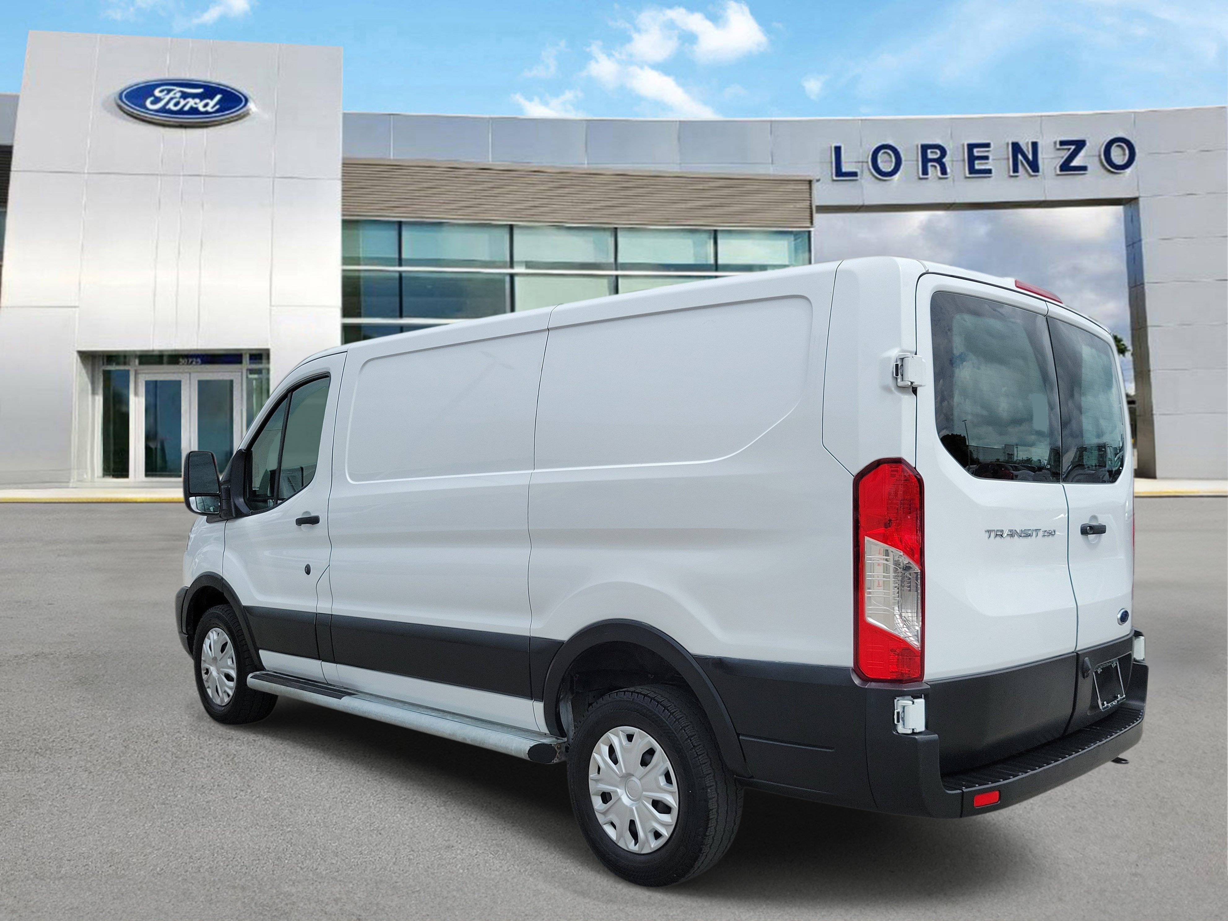 Used 2024 Ford Transit 250 Low Roof w/ Exterior Upgrade Package RWD image 7