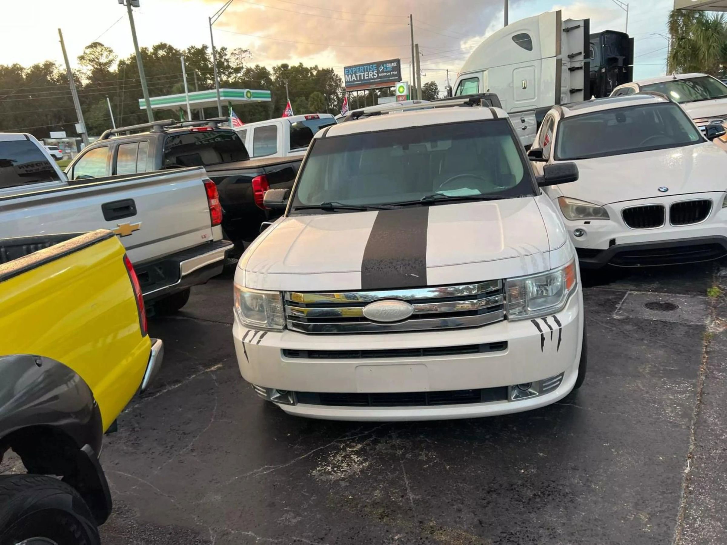 Used 2012 Ford Flex SEL w/ Equipment Group Order Code image 2