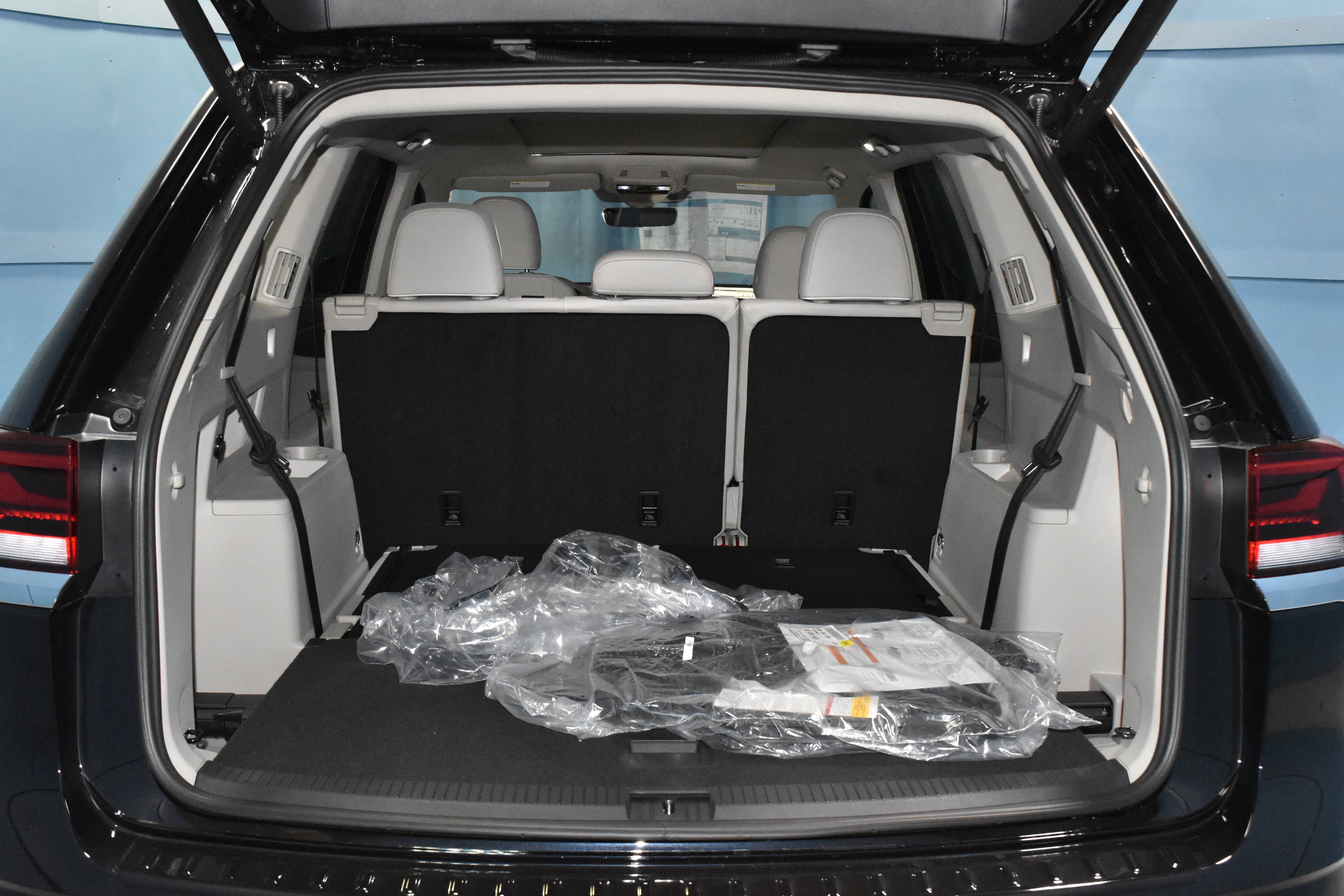 New 2026 Volkswagen Atlas SEL Premium R-Line AWD/4WD image 24