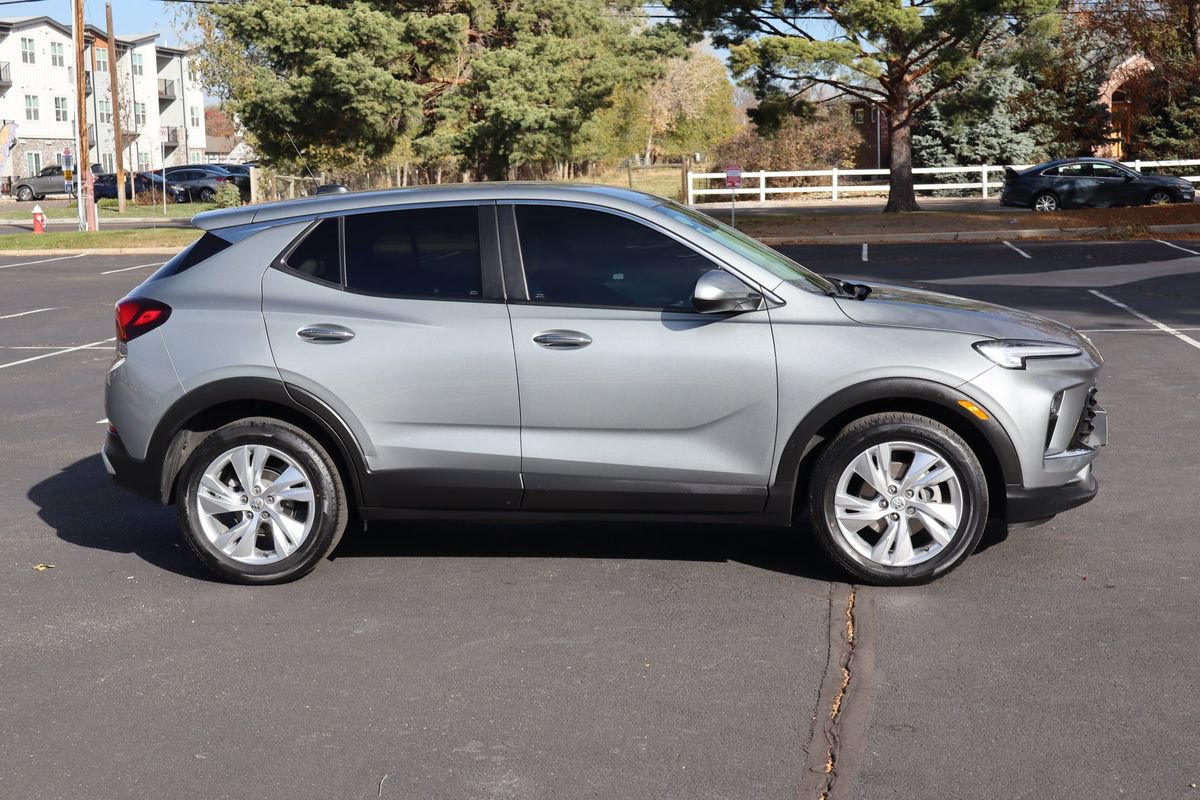Used 2024 Buick Encore GX Preferred image 3
