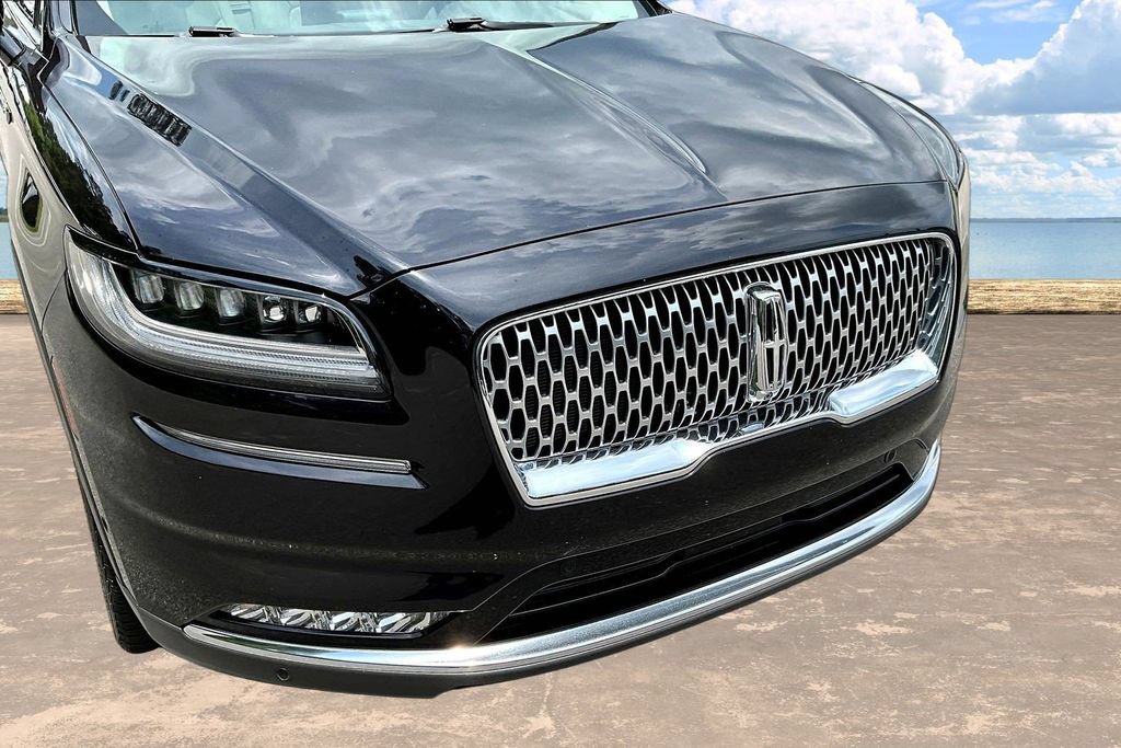 Used 2022 Lincoln Nautilus Black Label w/ Cargo Utility Package AWD/4WD image 33