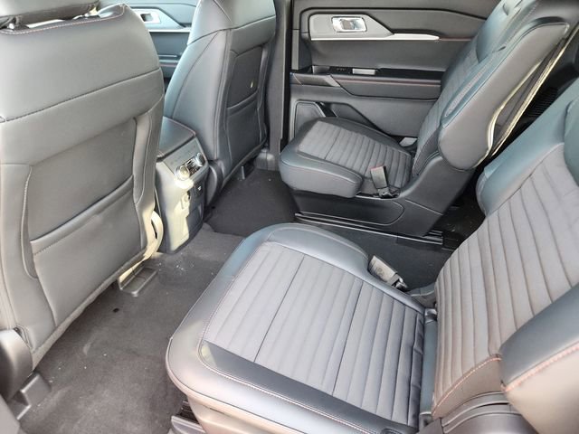 New 2026 Ford Explorer ST-Line w/ ST-Line Street Pack image 30
