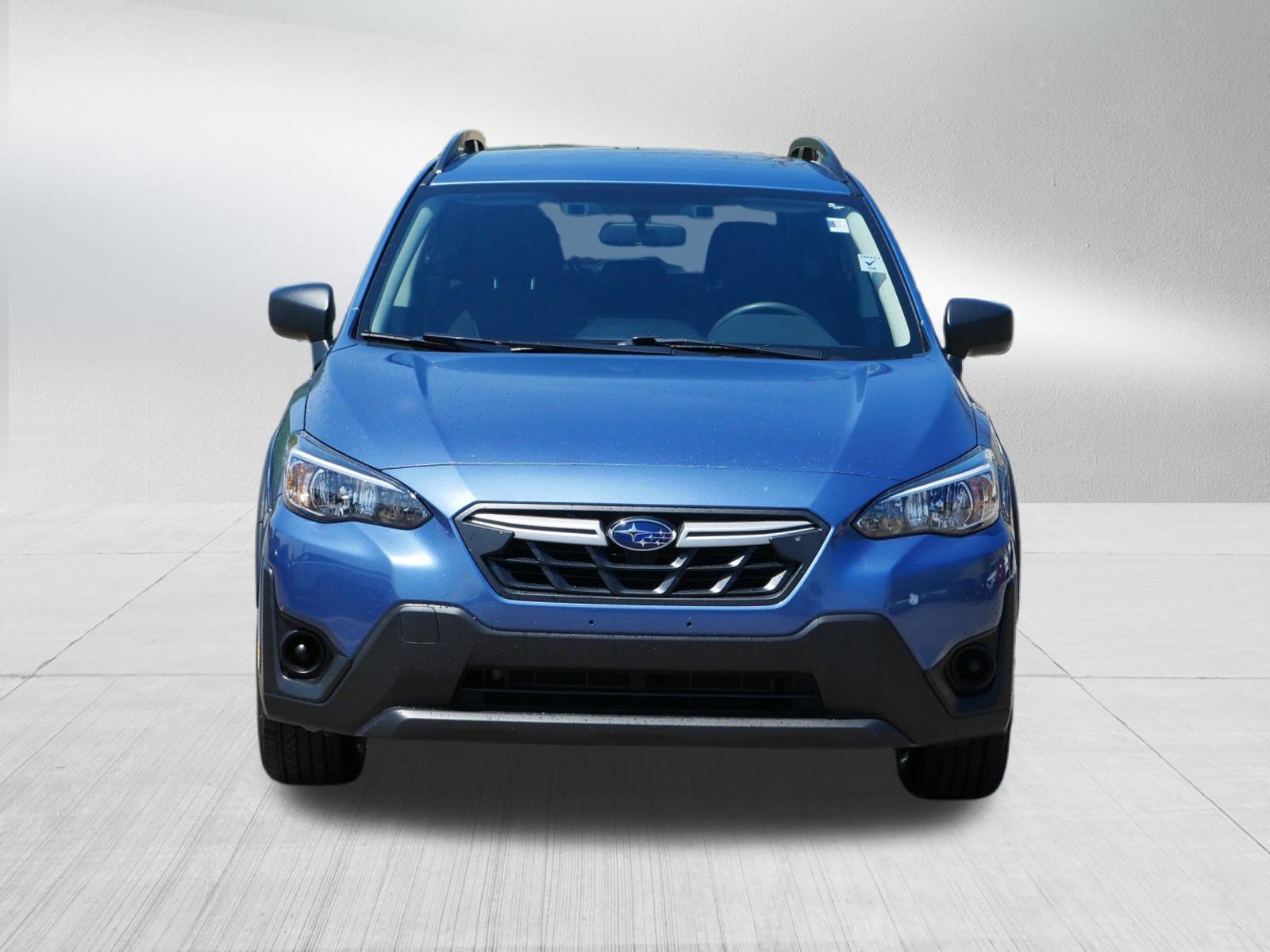 Used 2023 Subaru Crosstrek 2.0i AWD/4WD image 2