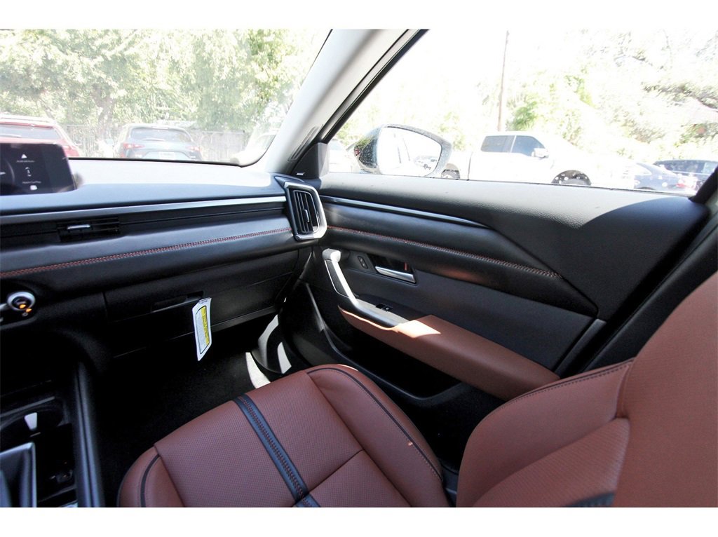 New 2025 MAZDA CX-50 Meridian Edition w/ Weather Package image 9