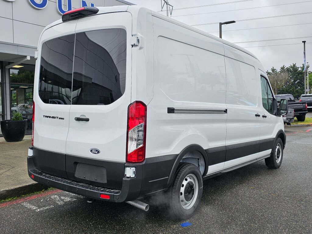 New 2026 Ford Transit 250 148 Medium Roof RWD image 6
