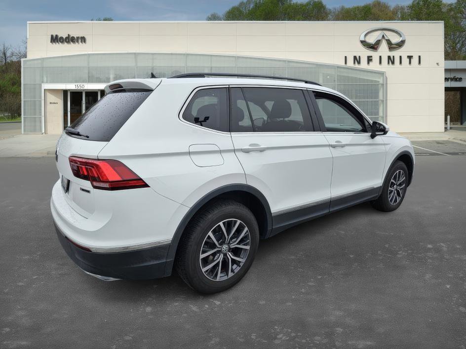 Used 2020 Volkswagen Tiguan SE image 4