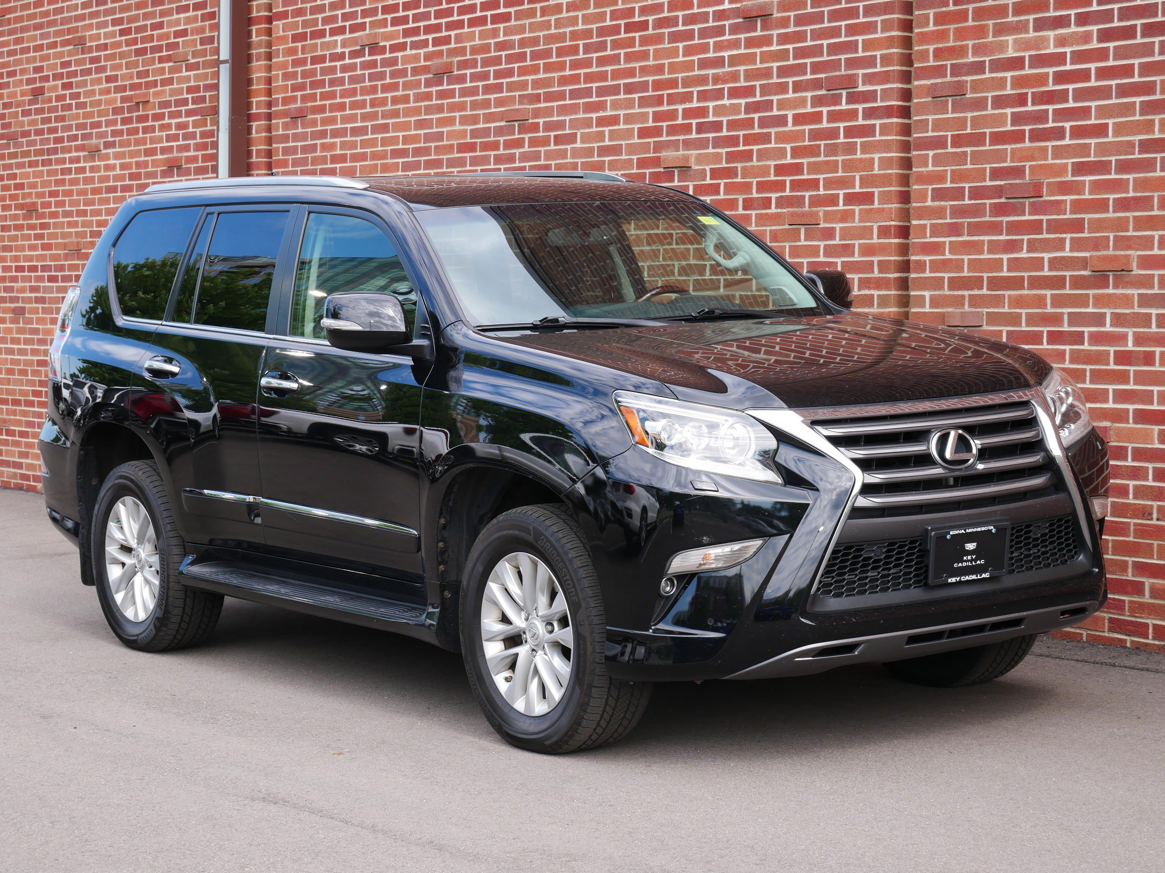 Used 2015 Lexus GX 460 w/ Premium Package AWD/4WD image 27
