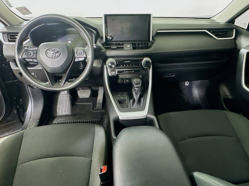 Used 2024 Toyota RAV4 LE image 15