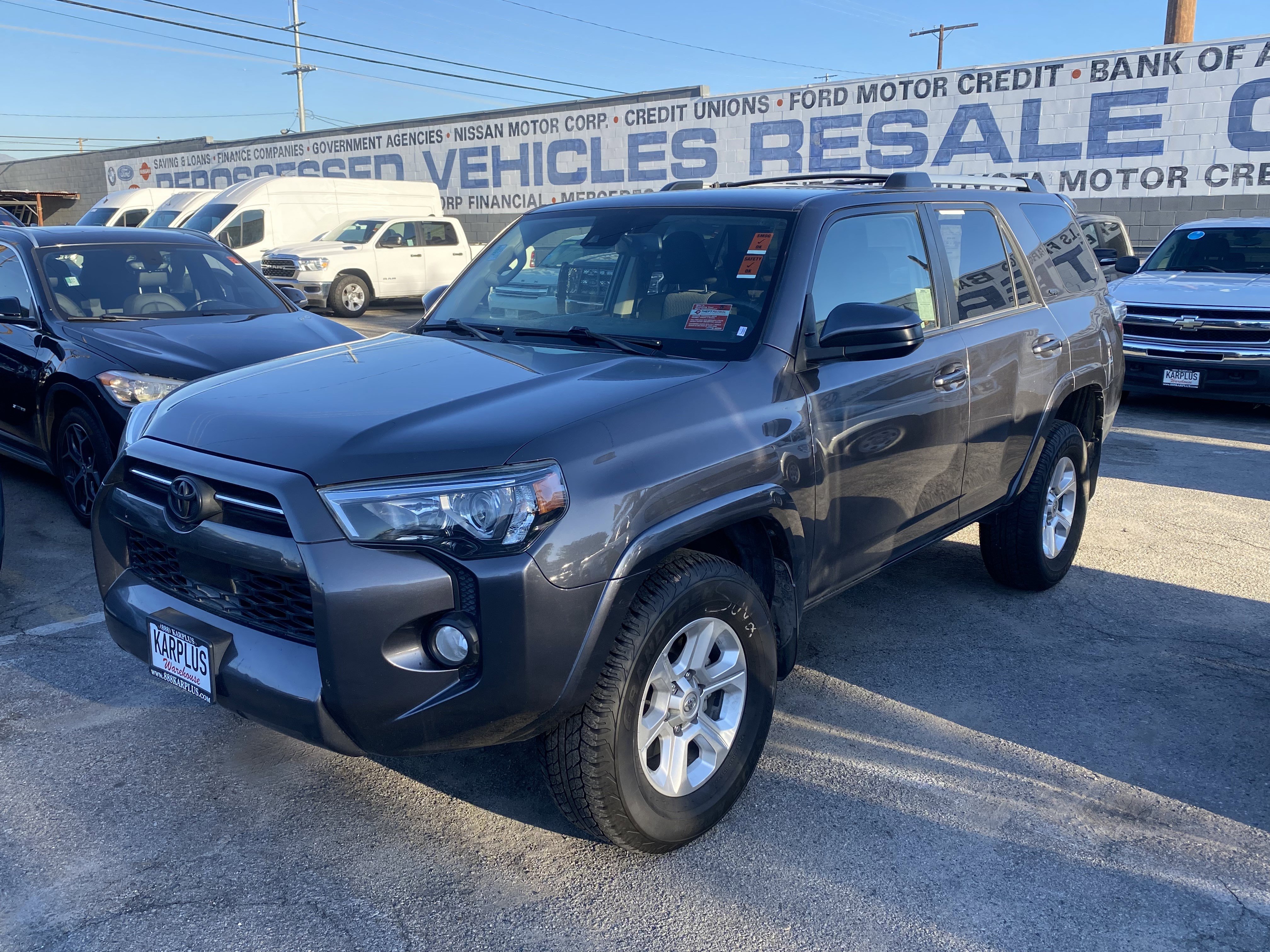 Used 2020 Toyota 4Runner SR5 image 2