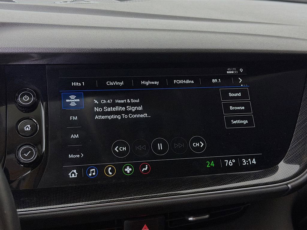 Used 2023 Buick Envision Essence w/ Sport Touring Package image 17