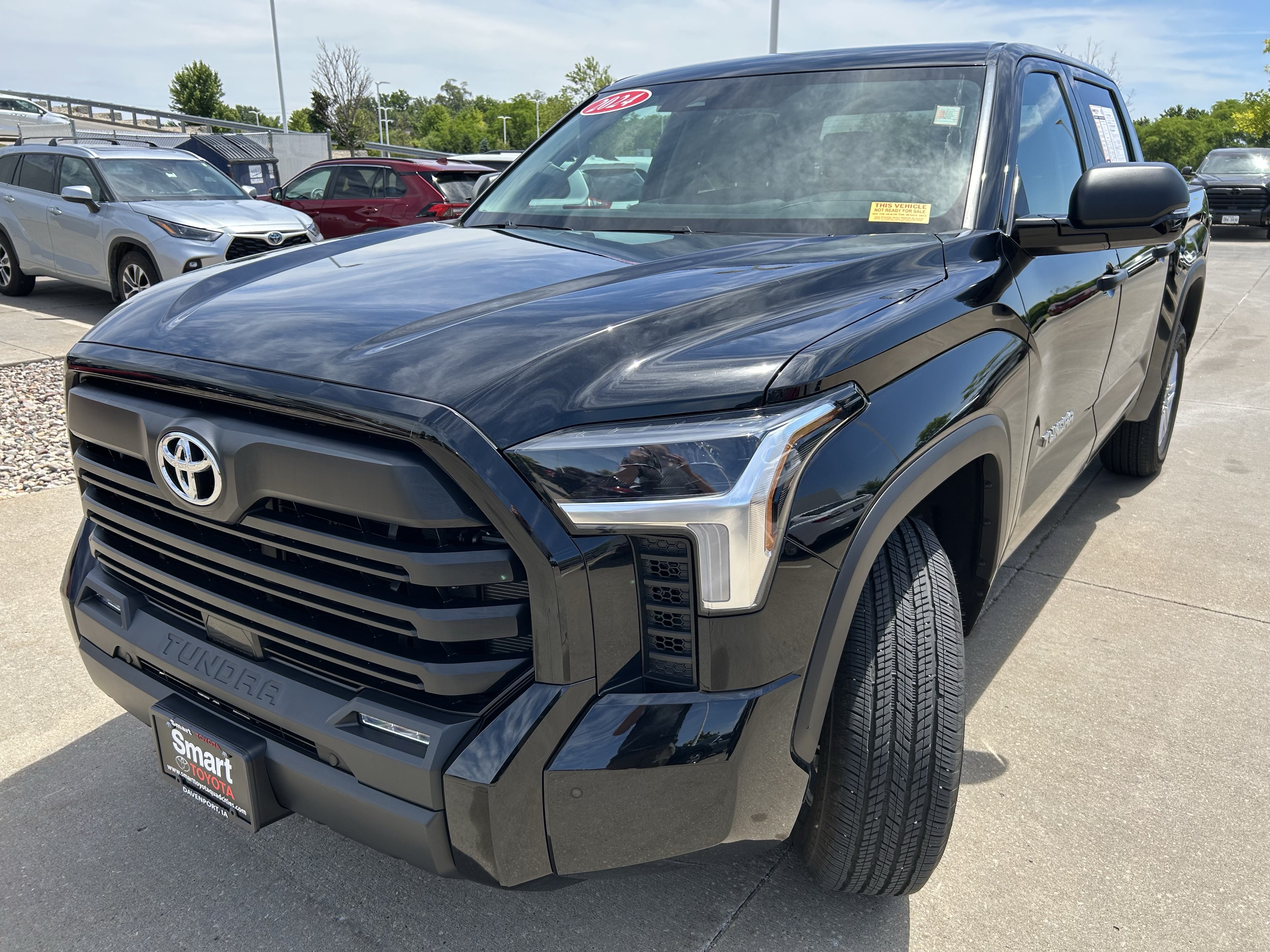 Used 2024 Toyota Tundra SR5 w/ SR5 Convenience Package AWD/4WD image 3