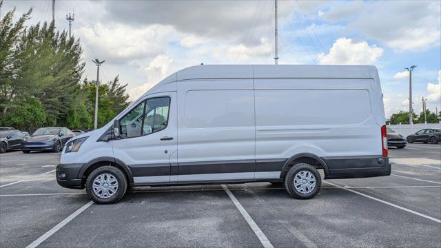 Used 2023 Ford E-Transit 148 High Roof Extended w/ Load Area Protection Package RWD image 3