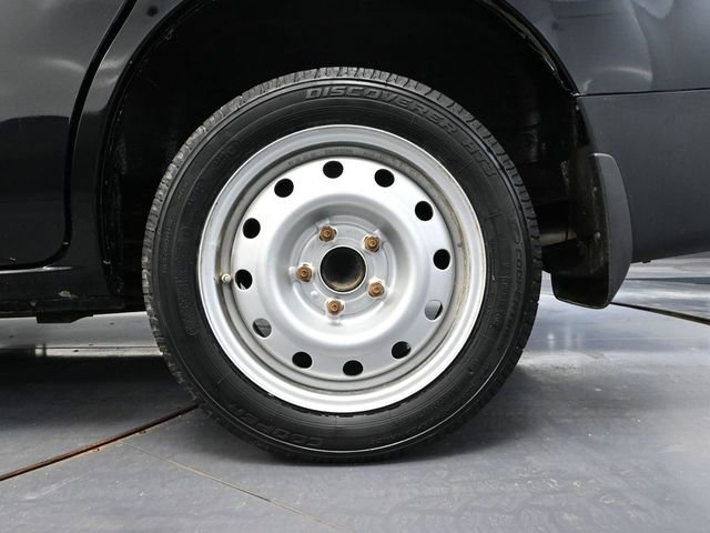 Used 2015 Nissan NV200 SV w/ Technology Package image 12