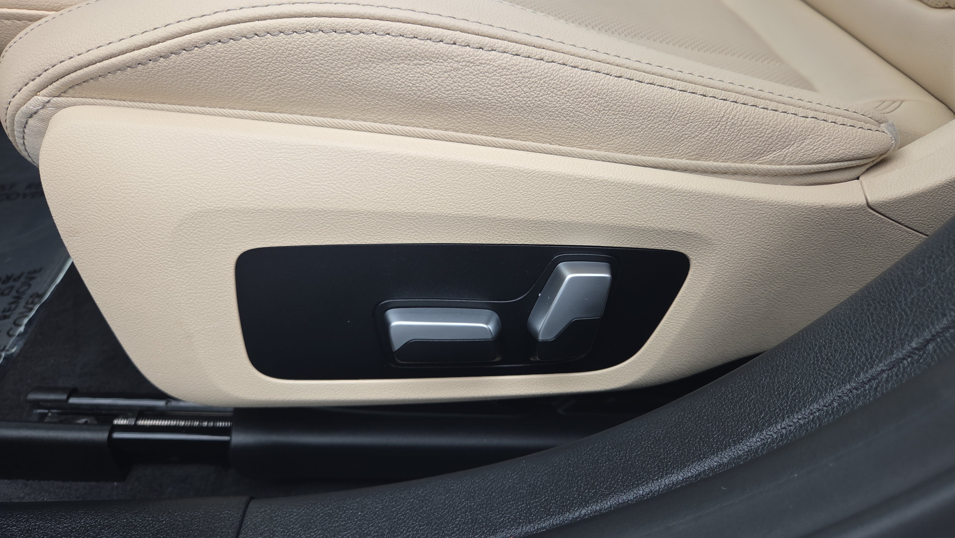 Certified 2022 BMW i4 eDrive40 RWD image 10