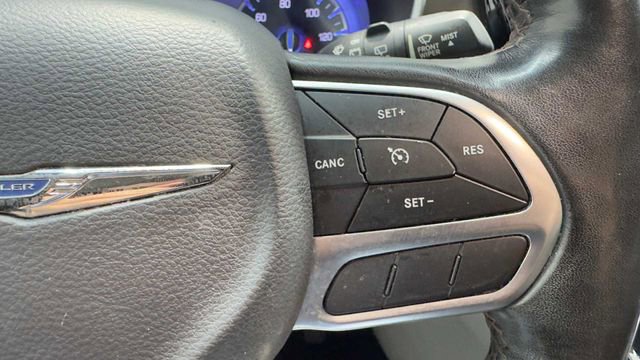 Used 2019 Chrysler Pacifica Touring-L Plus w/ Tire & Wheel Group image 26