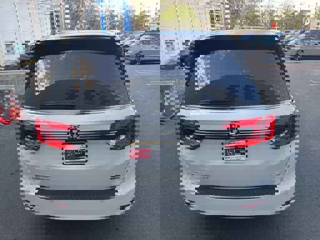 Certified 2023 Honda Odyssey Touring image 12
