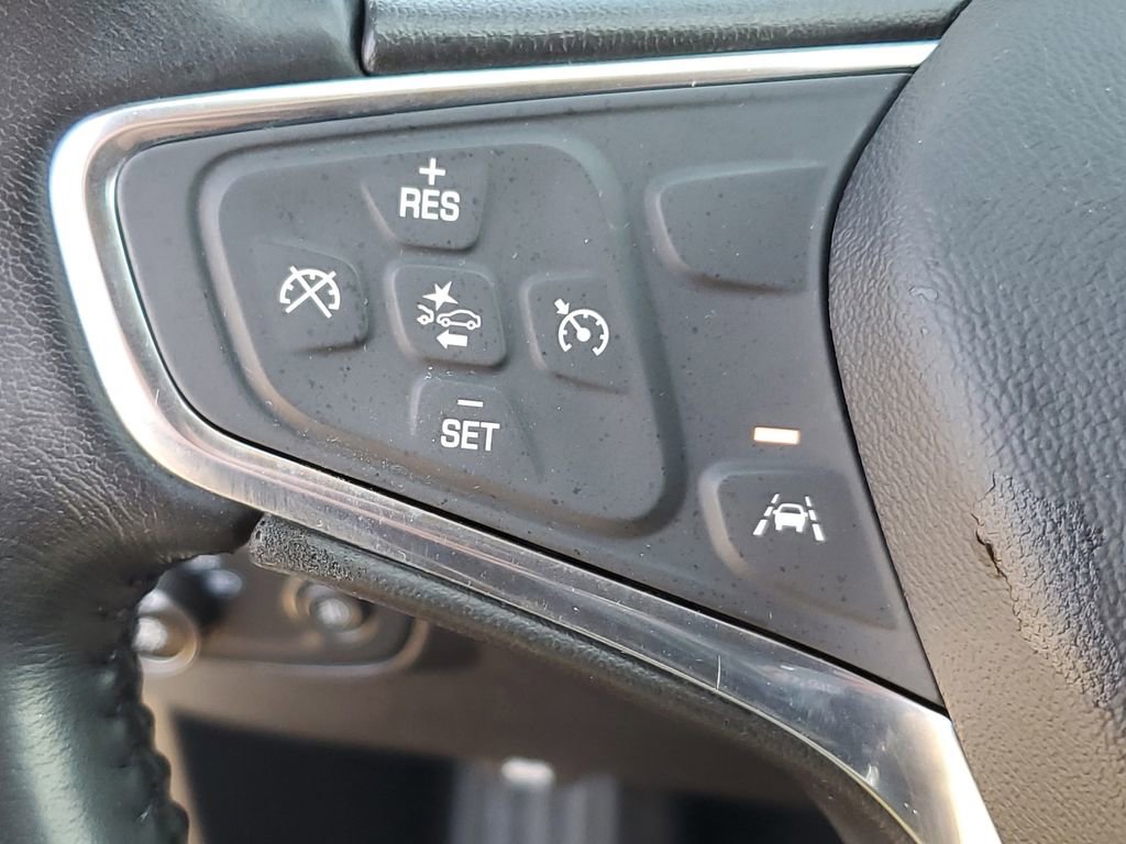 Used 2020 Chevrolet Equinox LT w/ Driver Convenience Package FWD image 10