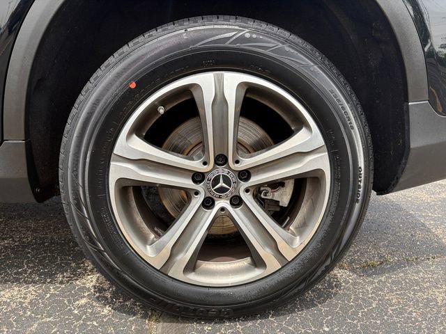Used 2019 Mercedes-Benz GLC 300 4MATIC image 18