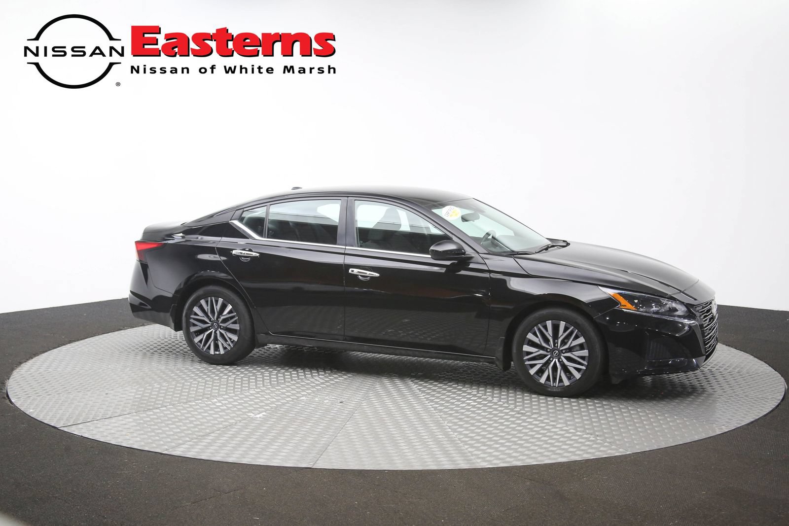 Used 2023 Nissan Altima 2.5 SV FWD image 46