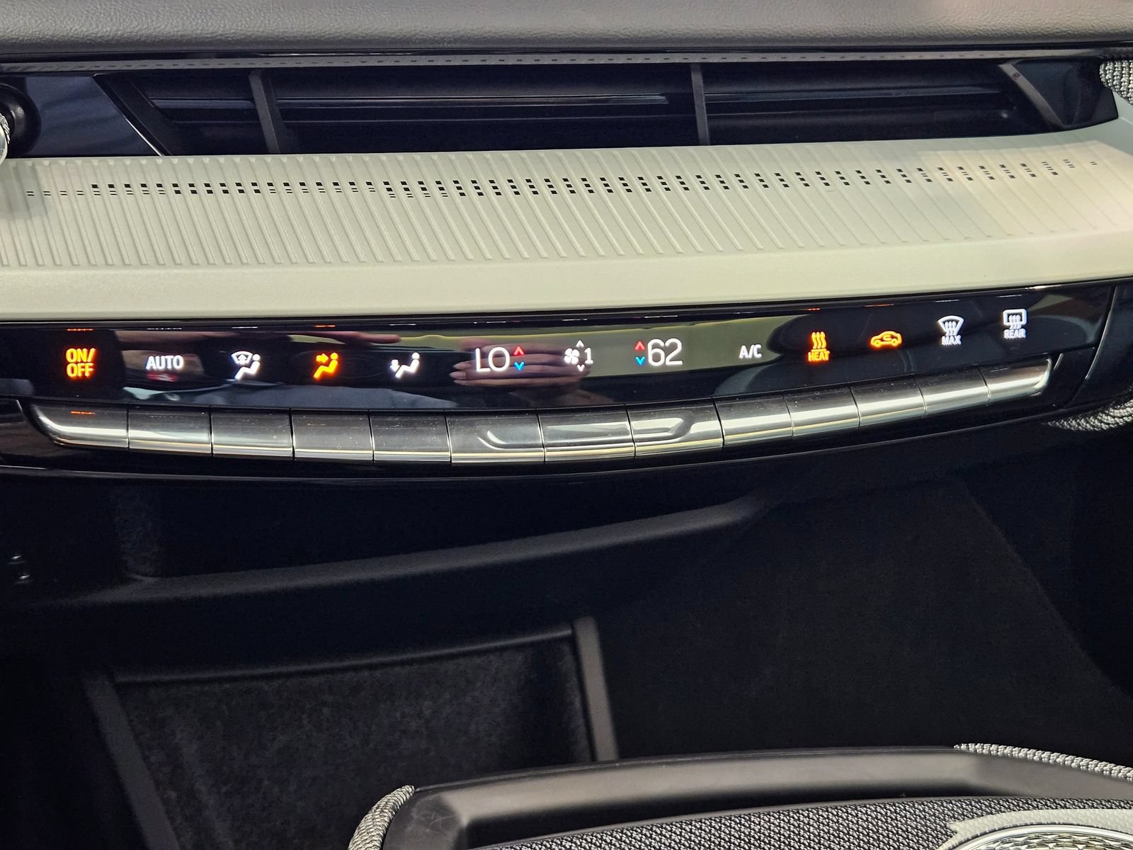 New 2026 Cadillac Optiq Luxury 1 AWD/4WD image 20