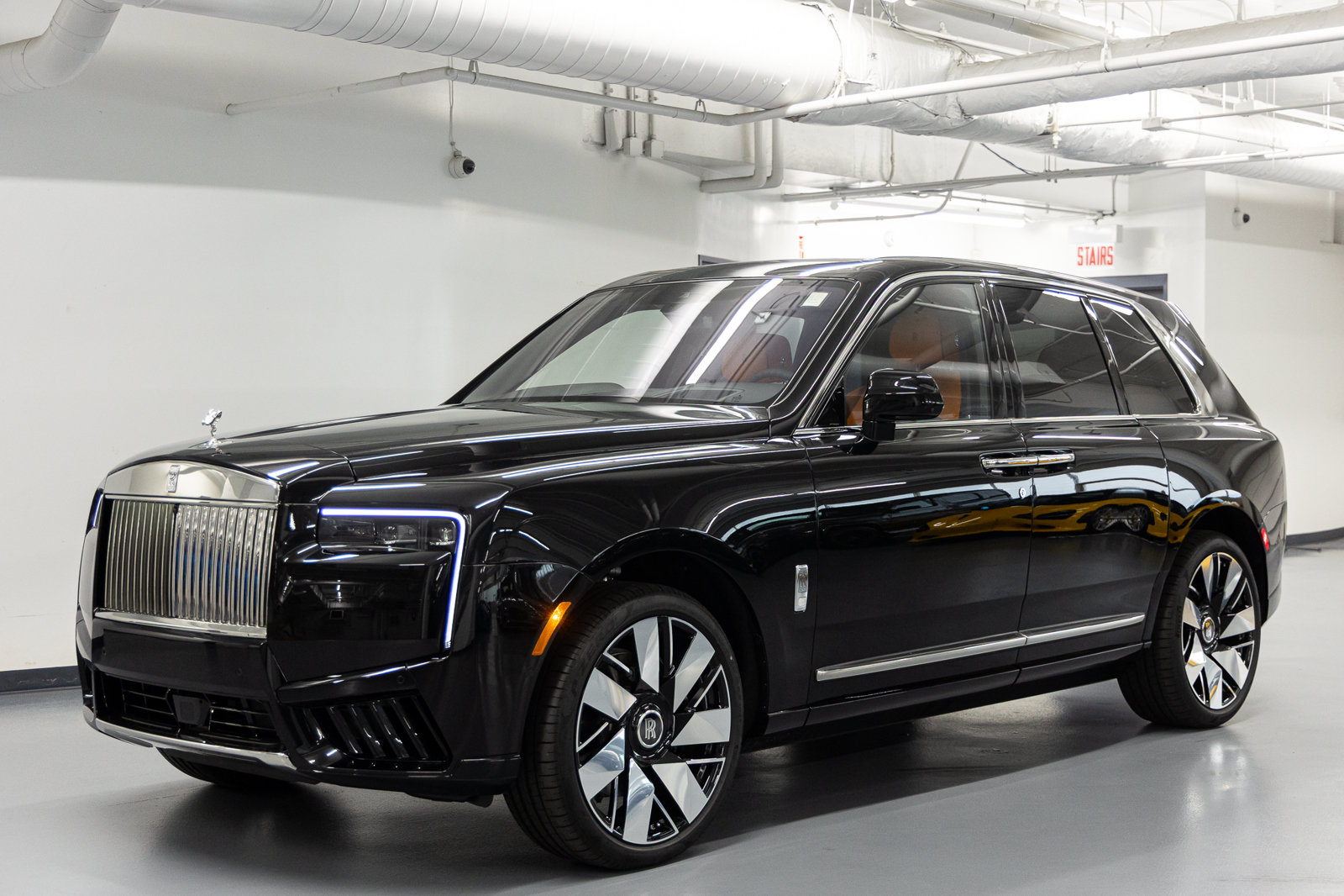 New 2027 Rolls-Royce Cullinan AWD/4WD image 1