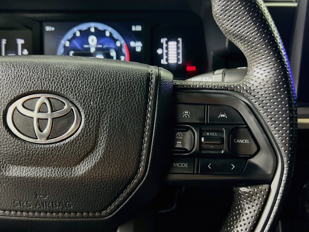 Used 2024 Toyota Tacoma SR5 AWD/4WD image 16