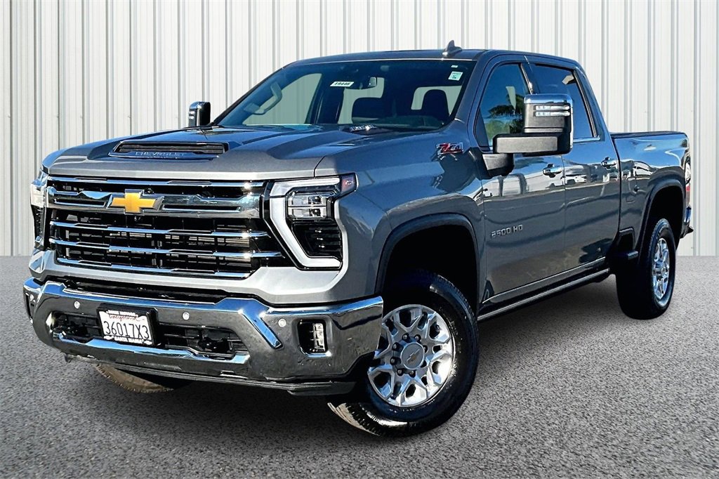Used 2024 Chevrolet Silverado 2500 LTZ w/ LTZ Plus Package image 22