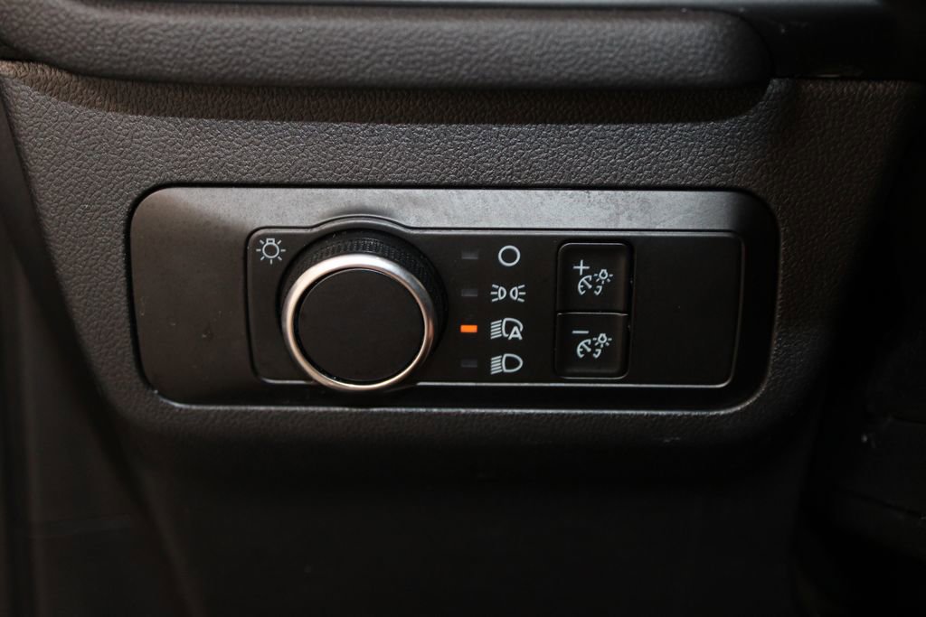 Used 2025 Ford Escape Active image 37