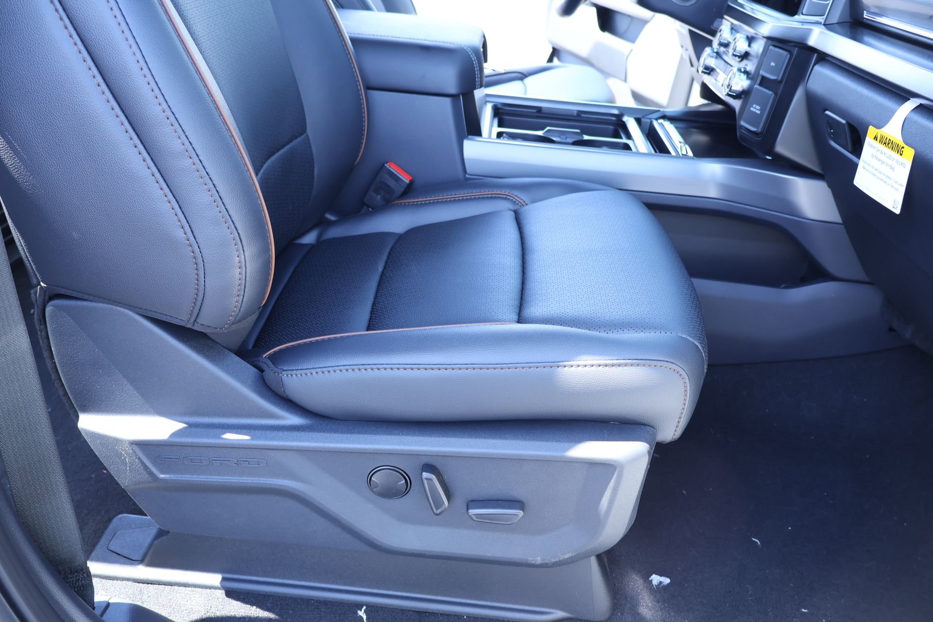 New 2026 Ford F350 Lariat AWD/4WD image 14