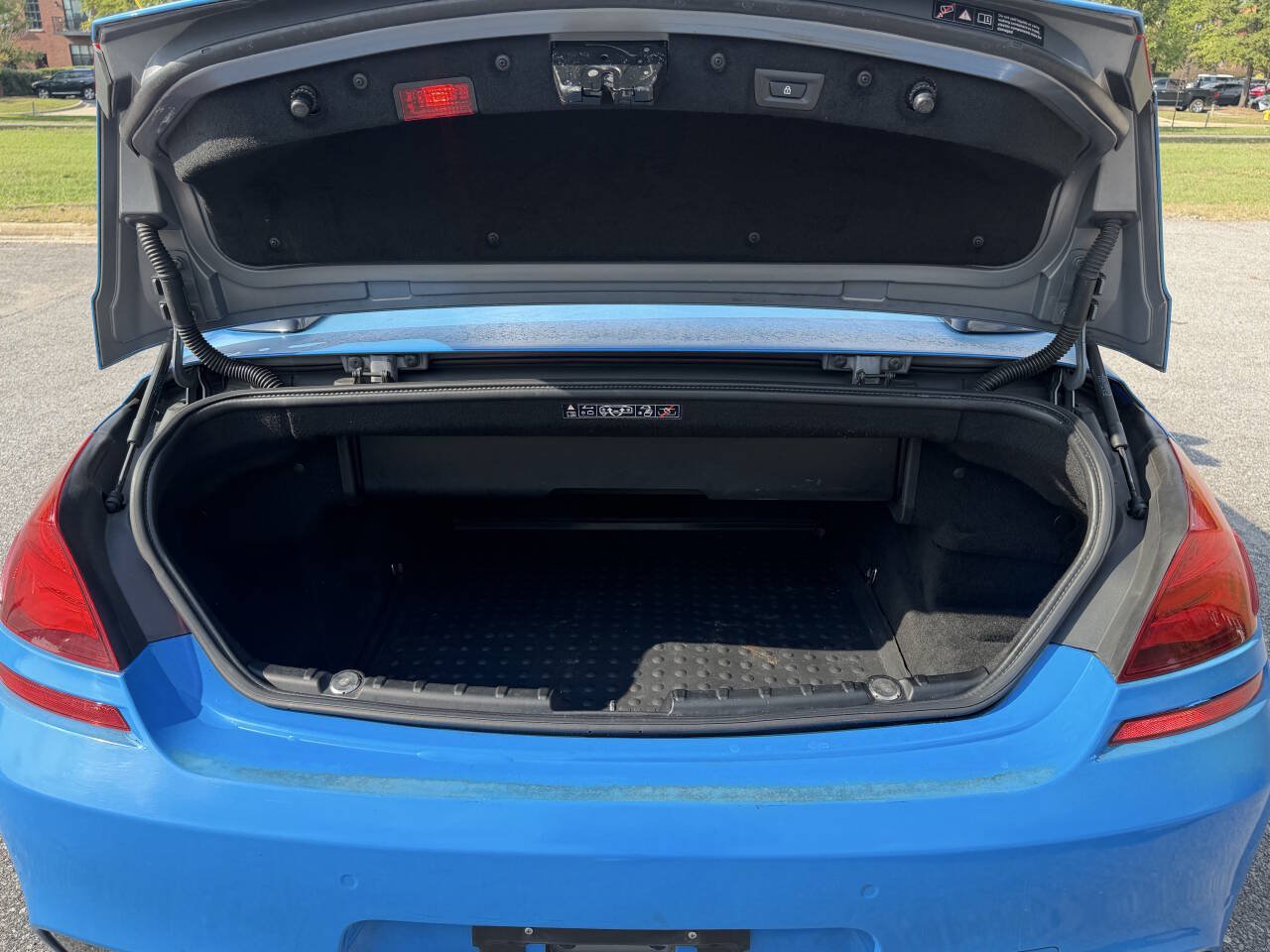 Used 2014 BMW 640i Convertible RWD image 15