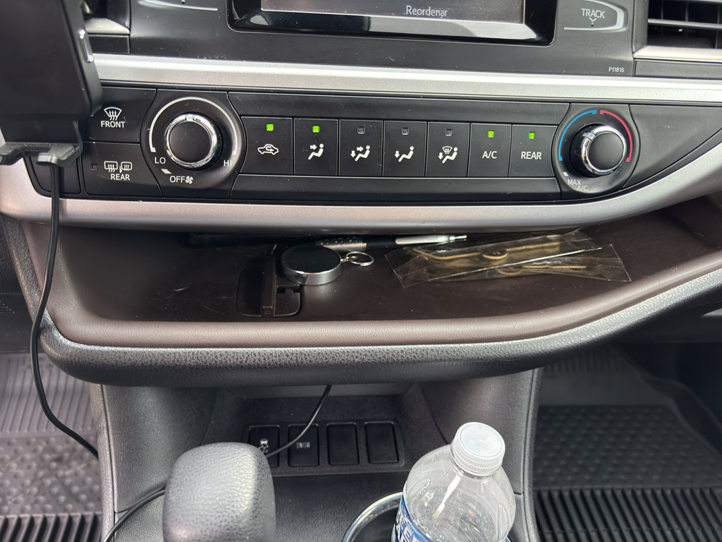 Certified 2019 Toyota Highlander LE FWD image 7