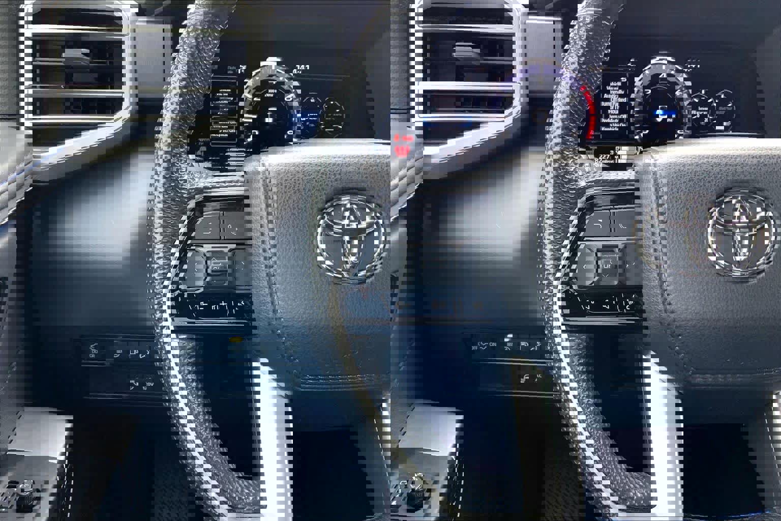 Used 2024 Toyota Tundra Platinum image 24