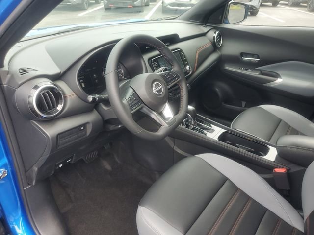 Used 2023 Nissan Kicks SR w/ SR Premium Package FWD image 16