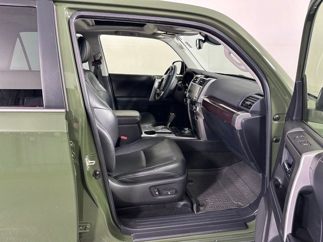 Used 2022 Toyota 4Runner Limited AWD/4WD image 10
