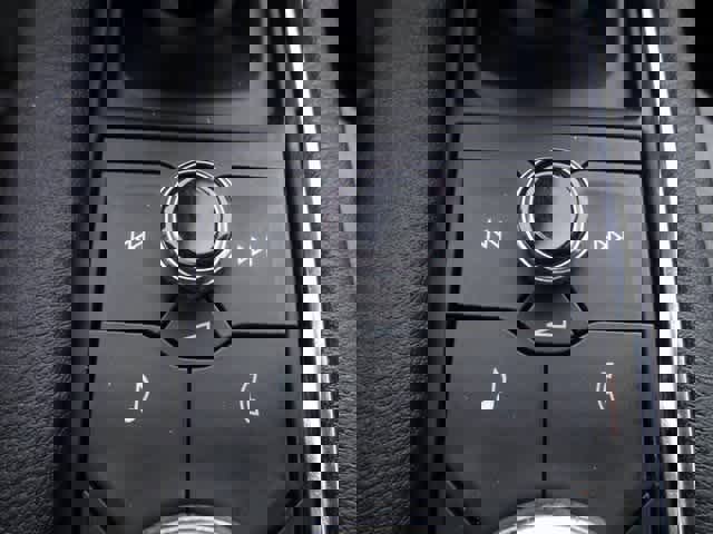 Used 2021 Cadillac XT6 Premium Luxury image 39